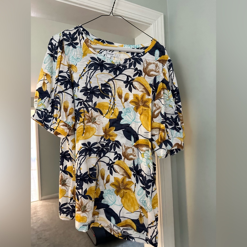Chico's Floral Short Sleeve Tee. Yellow, Blue. Worn once. Perfect for everyday!